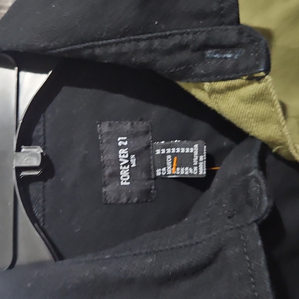 Men’s Forever 21 Twill Colorblock Shirt Black/Olive Medium - Picture 4 of 7